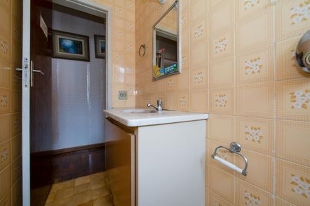 Apartamento à venda com 80m², 3 quartos e 1 vaga Apartamento à venda com 80m², 3 quartos e 1 vagaBanheiro