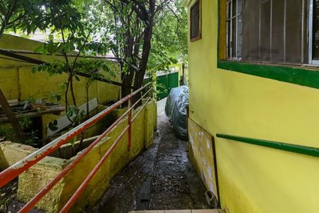 Casa à venda com 350m², 1 quarto e 1 vagaQuintal 