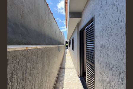 Casa à venda com 300m², 4 quartos e 3 vagas Casa à venda com 300m², 4 quartos e 3 vagasCorredor