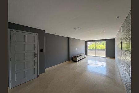 Sala de casa à venda com 4 quartos, 300m² em Vila Guaraciaba, Santo André