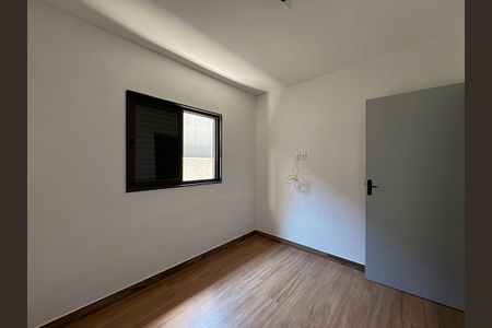 Casa à venda com 300m², 4 quartos e 3 vagas Casa à venda com 300m², 4 quartos e 3 vagasQuarto 3