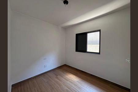 Casa à venda com 300m², 4 quartos e 3 vagas Casa à venda com 300m², 4 quartos e 3 vagasQuarto 3