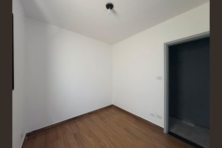 Casa à venda com 300m², 4 quartos e 3 vagas Casa à venda com 300m², 4 quartos e 3 vagasQuarto 1