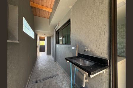 Casa à venda com 300m², 4 quartos e 3 vagas Casa à venda com 300m², 4 quartos e 3 vagasLavanderia 1