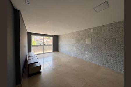 Casa à venda com 300m², 4 quartos e 3 vagas Casa à venda com 300m², 4 quartos e 3 vagasSala