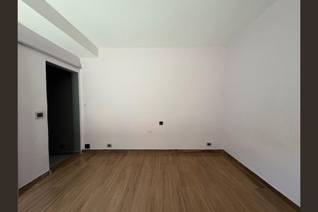 Casa à venda com 300m², 4 quartos e 3 vagas Casa à venda com 300m², 4 quartos e 3 vagasQuarto 4