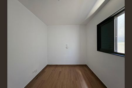Casa à venda com 300m², 4 quartos e 3 vagas Casa à venda com 300m², 4 quartos e 3 vagasQuarto 2