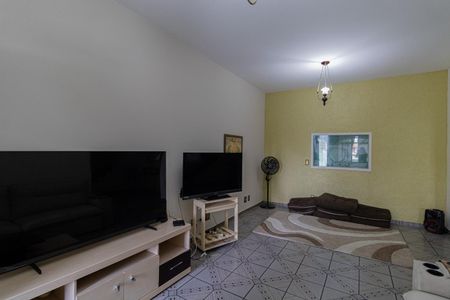 Casa à venda com 315m², 5 quartos e 4 vagasSala