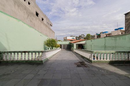 Casa à venda com 315m², 5 quartos e 4 vagasÁrea Externa