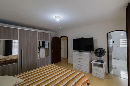 Casa à venda com 315m², 5 quartos e 4 vagasSuíte 3