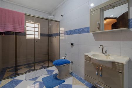 Casa à venda com 315m², 5 quartos e 4 vagasBanheiro Suíte 4
