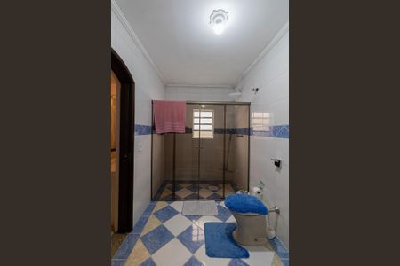 Casa à venda com 315m², 5 quartos e 4 vagasBanheiro Suíte 4