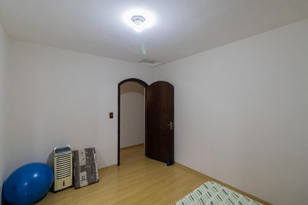 Casa à venda com 315m², 5 quartos e 4 vagasSuíte 2