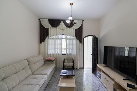 Casa à venda com 315m², 5 quartos e 4 vagasSala