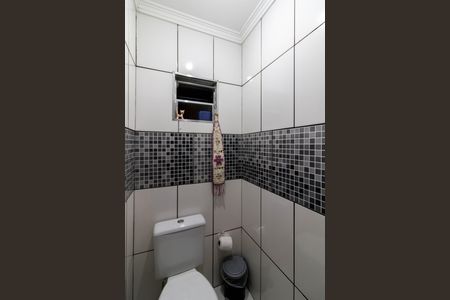 Casa à venda com 98m², 2 quartos e 1 vaga Casa à venda com 98m², 2 quartos e 1 vagaLavabo