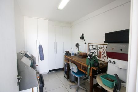 Apartamento à venda com 300m², 4 quartos e 2 vagasQuarto de Serviço