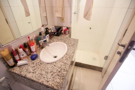 Apartamento à venda com 300m², 4 quartos e 2 vagasBanheiro da Suíte