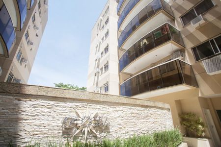 Apartamento à venda com 300m², 4 quartos e 2 vagasFachada do Bloco