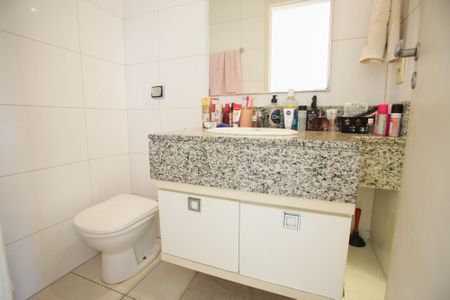 Apartamento à venda com 300m², 4 quartos e 2 vagasBanheiro da Suíte