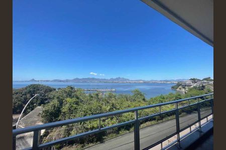 Apartamento à venda com 128m², 3 quartos e 6 vagas