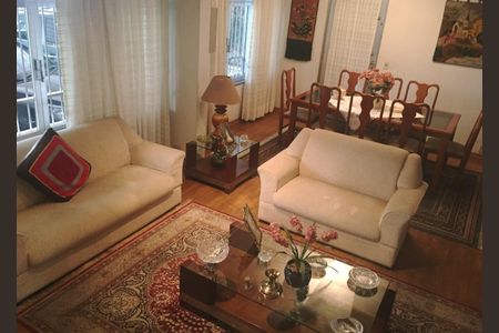 Casa à venda com 3 quartos, 243m² em Vila Guarani, São Paulo