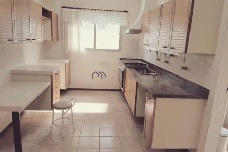 Apartamento à venda com 210m², 3 quartos e 3 vagas