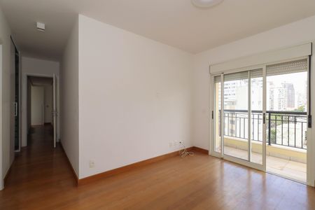 Apartamento à venda com 215m², 3 quartos e 4 vagas Apartamento à venda com 215m², 3 quartos e 4 vagasSuíte