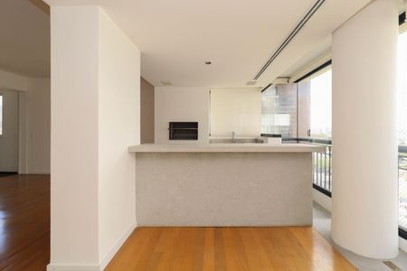 Varanda da Sala de apartamento à venda com 3 quartos, 215m² em Sumaré, São Paulo