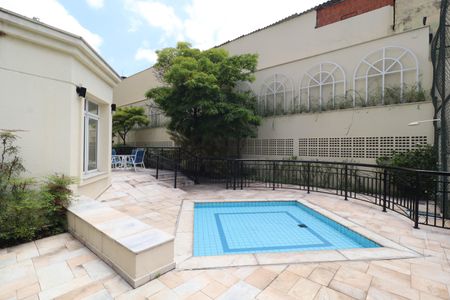 Apartamento à venda com 215m², 3 quartos e 4 vagas Apartamento à venda com 215m², 3 quartos e 4 vagasÁrea comum