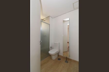 Apartamento à venda com 215m², 3 quartos e 4 vagas Apartamento à venda com 215m², 3 quartos e 4 vagasBanheiro da Suíte