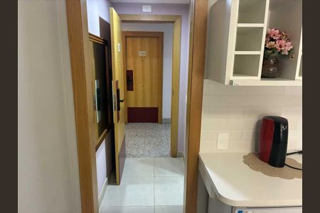 Kitnet/Studio à venda com 1 quarto, 18m² em Centro, Rio de Janeiro