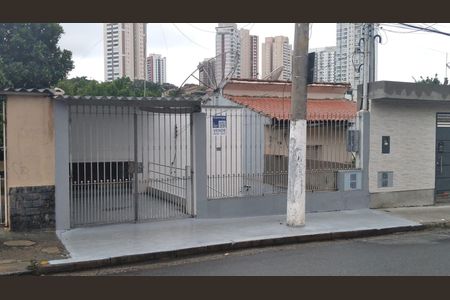Casa à venda com 160m², 2 quartos e 1 vagaFachada