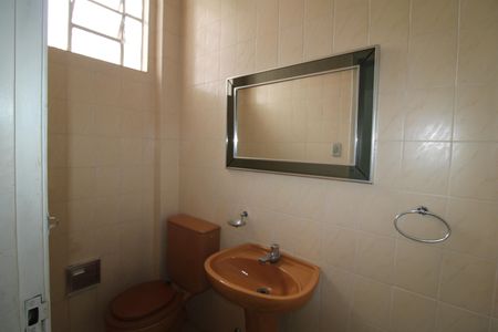 Casa à venda com 160m², 2 quartos e 1 vagaBanheiro