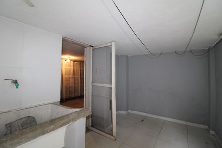 Casa à venda com 160m², 2 quartos e 1 vagaÁrea de Serviço
