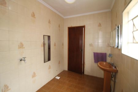 Casa à venda com 160m², 2 quartos e 1 vagaBanheiro 2