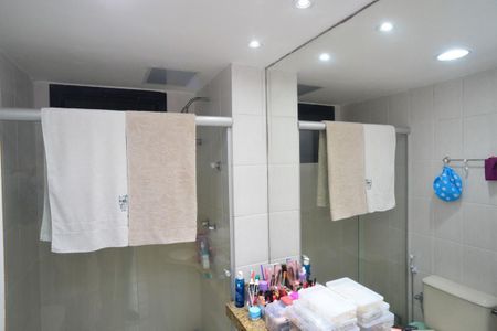 Apartamento à venda com 96m², 2 quartos e 1 vagaBanheiro Suíte