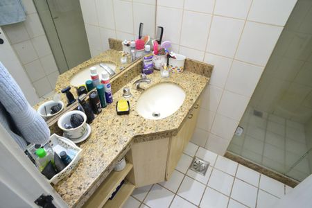 Apartamento à venda com 96m², 2 quartos e 1 vagaBanheiro Social