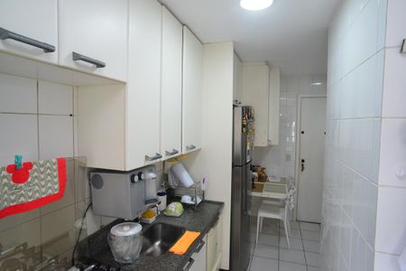 Apartamento à venda com 96m², 2 quartos e 1 vagaCozinha
