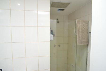Apartamento à venda com 96m², 2 quartos e 1 vagaBanheiro Social