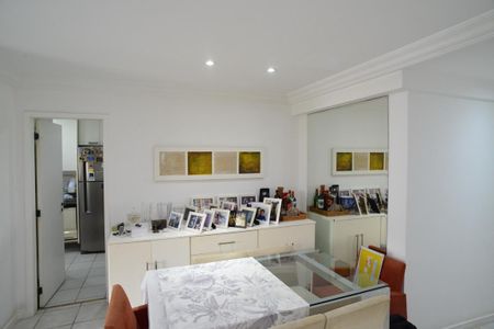 Sala de apartamento à venda com 2 quartos, 96m² em Barra da Tijuca, Rio de Janeiro
