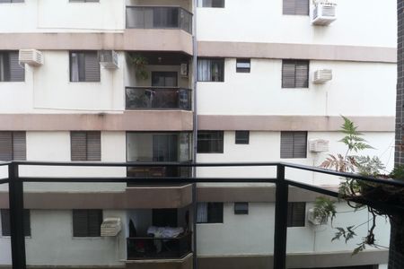 Apartamento para alugar com 96m², 3 quartos e 1 vaga Apartamento para alugar com 96m², 3 quartos e 1 vagaVaranda d