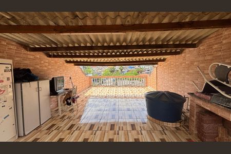 Casa à venda com 102m², 3 quartos e 1 vaga Casa à venda com 102m², 3 quartos e 1 vagaCobertura