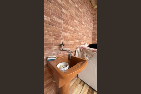 Casa à venda com 102m², 3 quartos e 1 vaga Casa à venda com 102m², 3 quartos e 1 vagaÁrea de Serviço