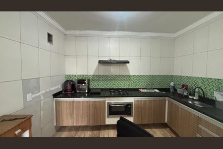 Casa à venda com 102m², 3 quartos e 1 vaga Casa à venda com 102m², 3 quartos e 1 vagaCozinha