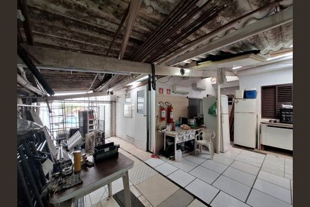 Casa à venda com 191m², 2 quartos e 3 vagasQuntal