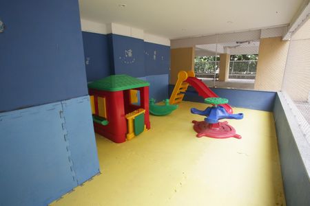 Apartamento à venda com 97m², 3 quartos e 1 vagaÁrea comum - Playground