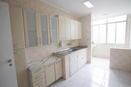 Apartamento à venda com 97m², 3 quartos e 1 vagaCozinha