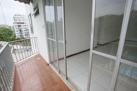 Apartamento à venda com 97m², 3 quartos e 1 vagaVaranda da Sala