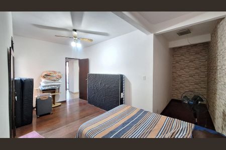 Casa à venda com 300m², 6 quartos e 2 vagasSuíte 3