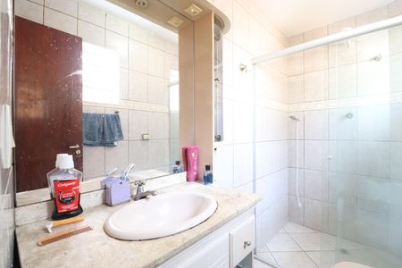 Casa à venda com 300m², 6 quartos e 2 vagasBanheiro da Suíte 2